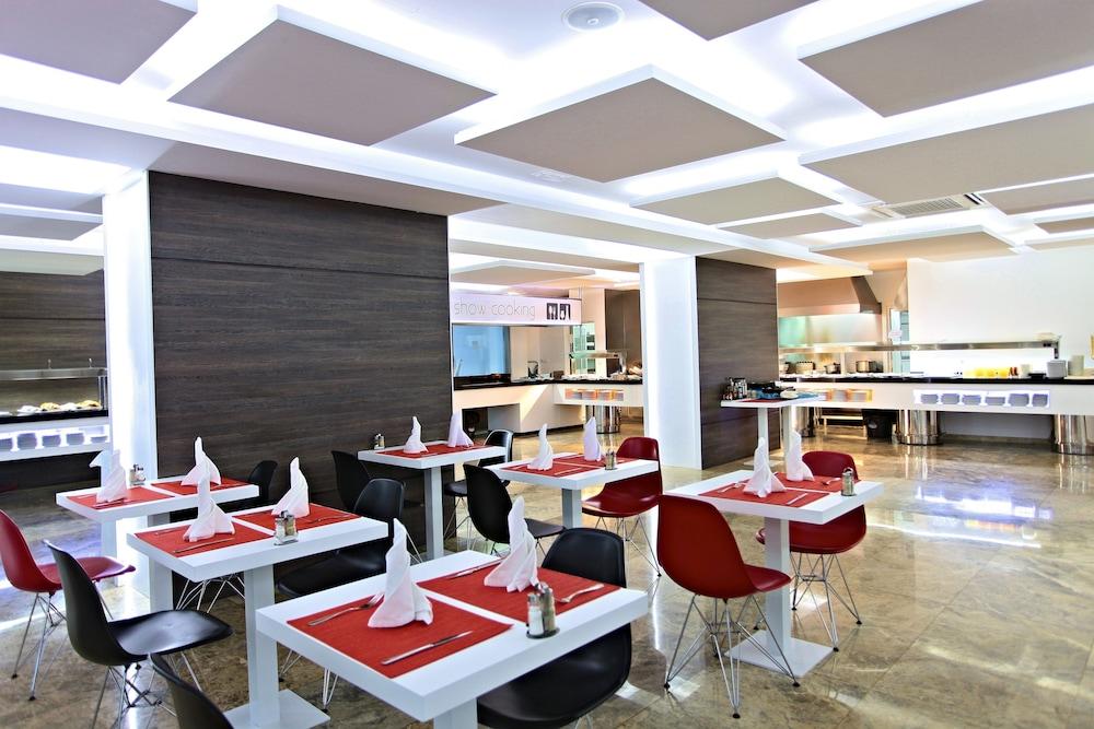Flamingo Beach Resort - Adults Recommended Benidorm Bagian luar foto